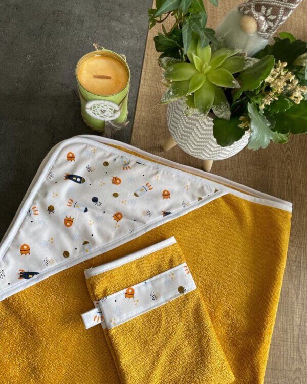 COFFRET DE NAISSANCE -  Cape de bain + gant de toilette – Image 7